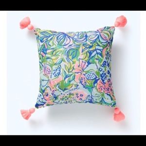 2 Feline Fine Pillows!!!! NWT!!!